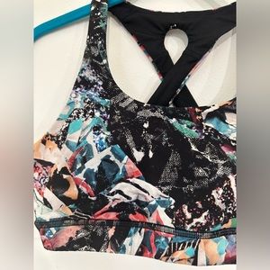 Lululemon bra 8